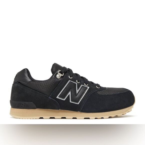 New Balance Shoes - EUC New Balance 574 Shoes Sneakers Black Women’s 7.5/Kids 6